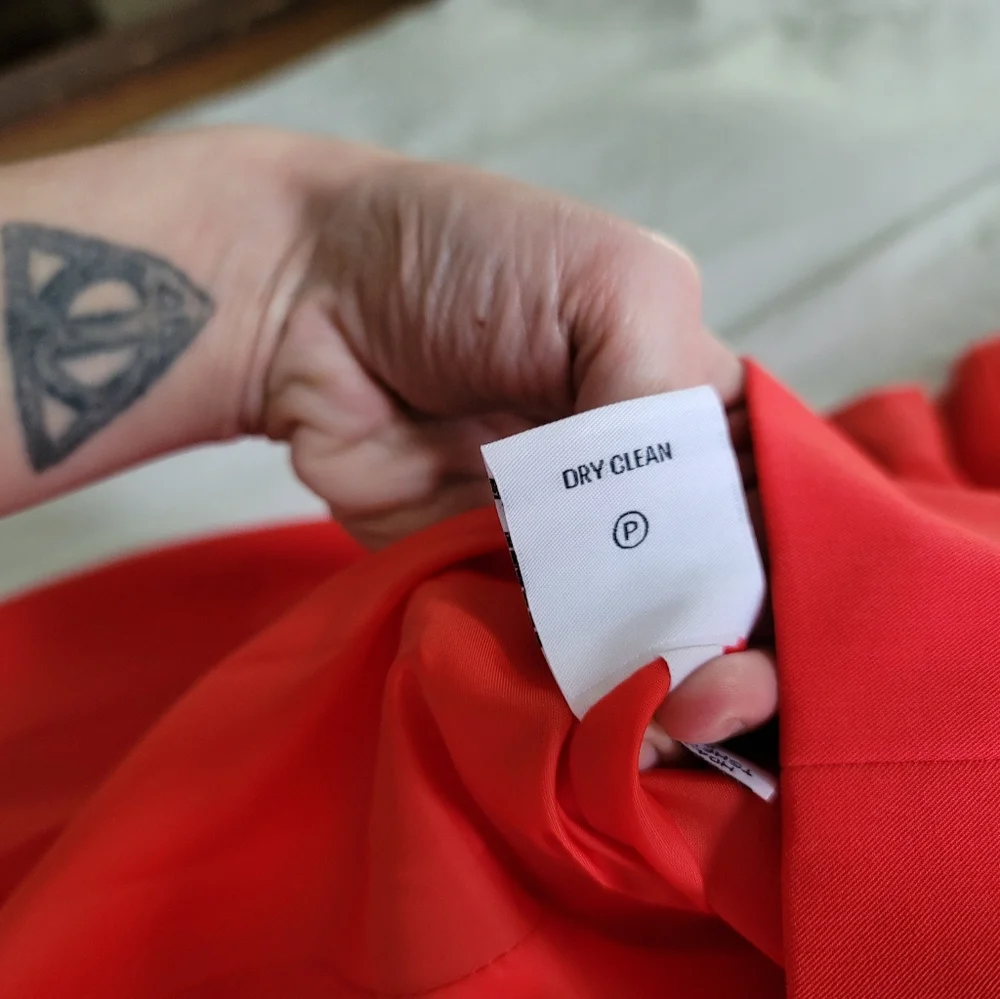 NWOT Tommy Hilfiger Red Blazer - Picture 10 of 10
